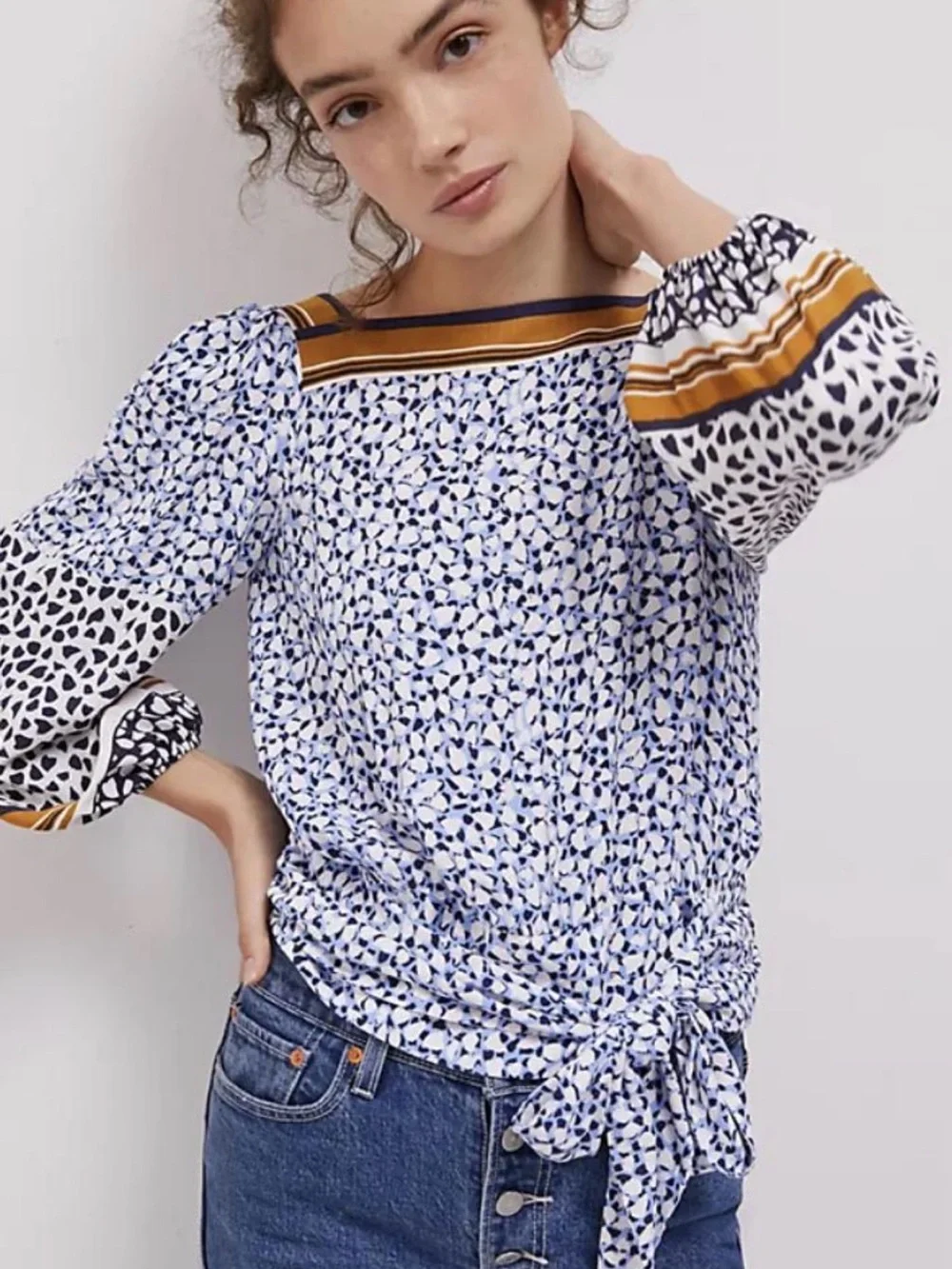 MAEVE / Anthropologie Blue & White Wrap-Back Smocked Waist Top/ M / Ptp-20”